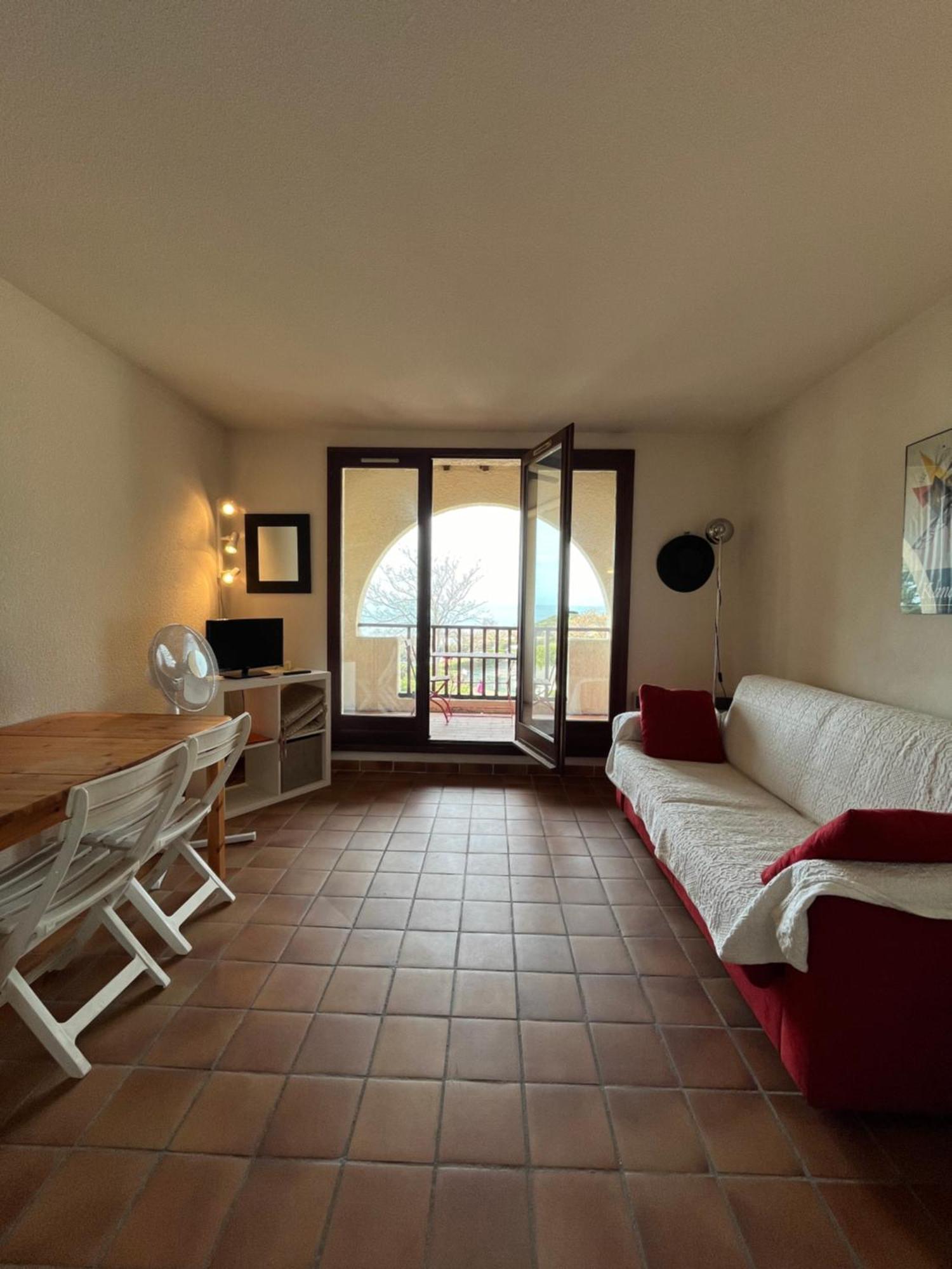 Studio Lumineux, Avec Vue Mer - Conciergerie Regnier - Apartment Sausset-les-Pins Bagian luar foto